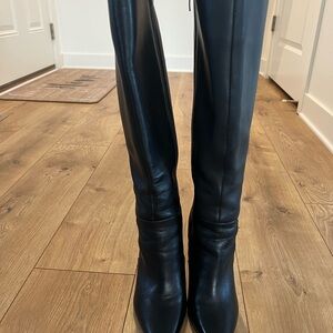 Elegant Black Women's Boots
